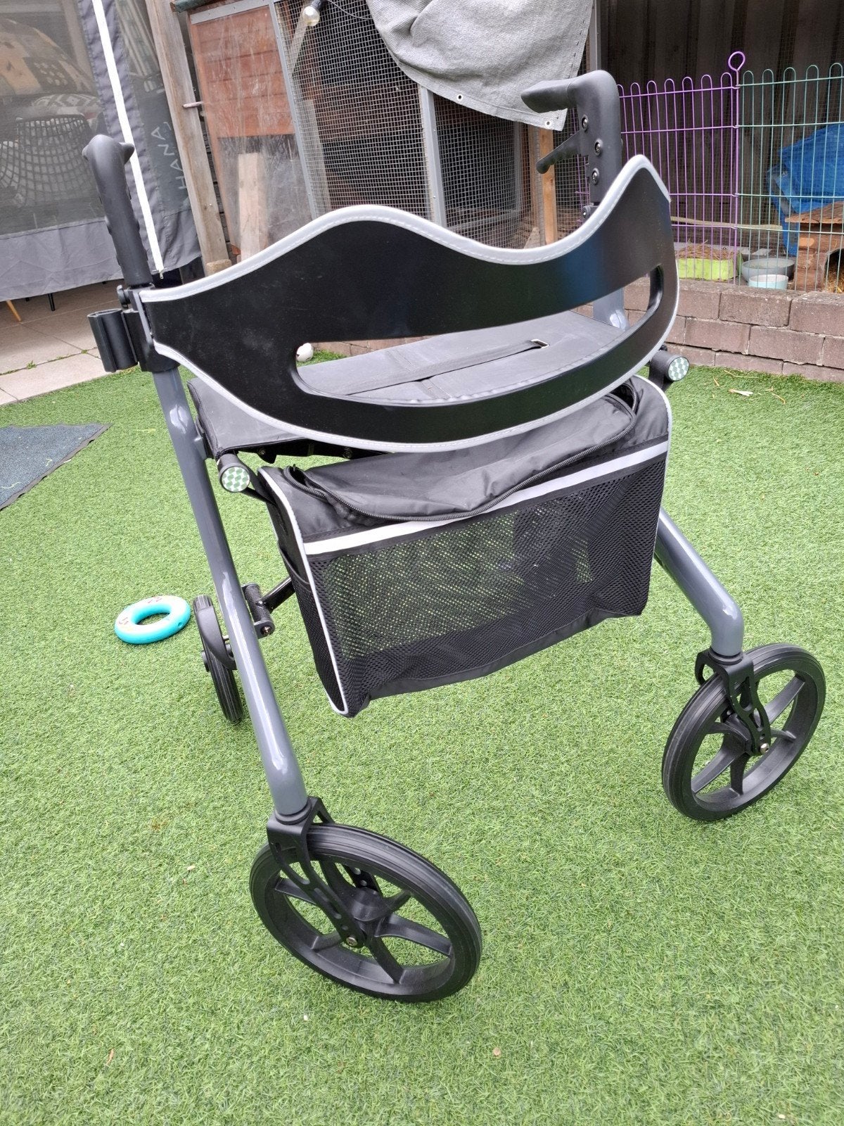 Rollator licht gewicht, Diversen, Rollators, Ophalen, Lichtgewicht, Zo goed als nieuw