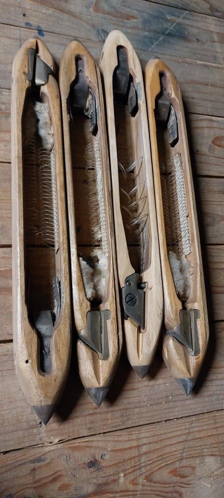 Set van 4 antieke schietspoelen voor weefgetouw, Ophalen, Gebruikt, Overige typen