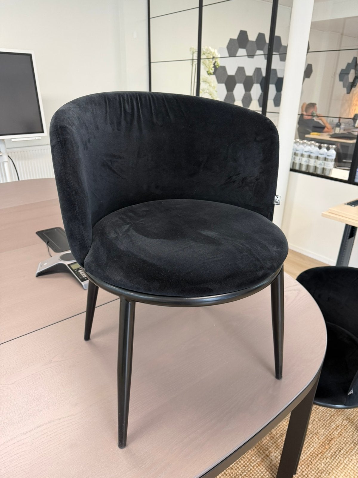 Eichholtz stoelen, Ophalen, Zo goed als nieuw, Zwart, Vijf, Zes of meer stoelen