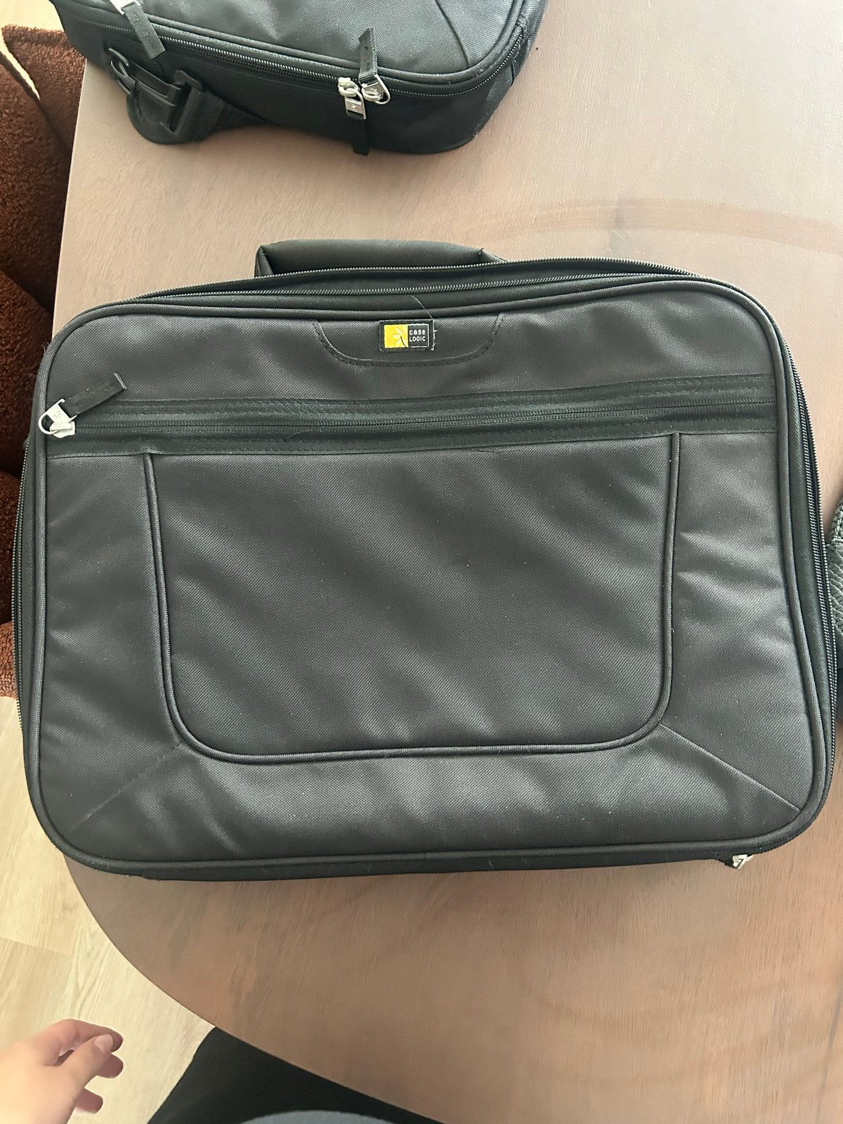 Case Logic laptoptas 17.3 inch - Zonder schouderband, Gebruikt, Gevoerd laptopvak, 17 inch of meer, Aktetas