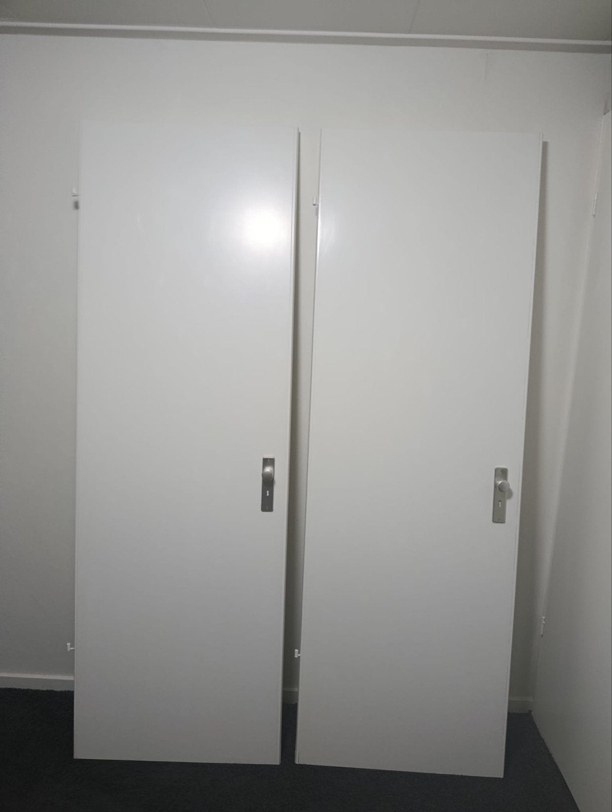 Witte kastdeuren met handgrepen, Ophalen, Gebruikt, 50 tot 100 cm, Minder dan 25 cm