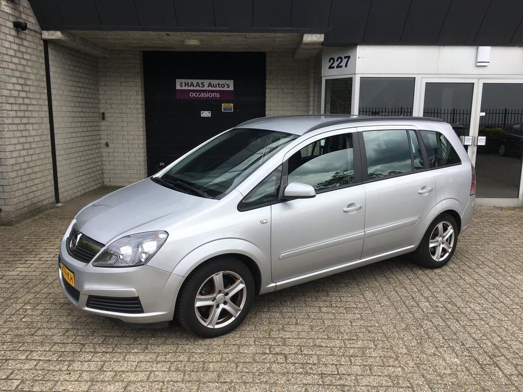 Opel Zafira 1.6 Enjoy / 7 PERSOONS / APK MEI 2027 / ALU VELG, Auto's, Opel, Voorwielaandrijving, Stof, Gebruikt, Zwart