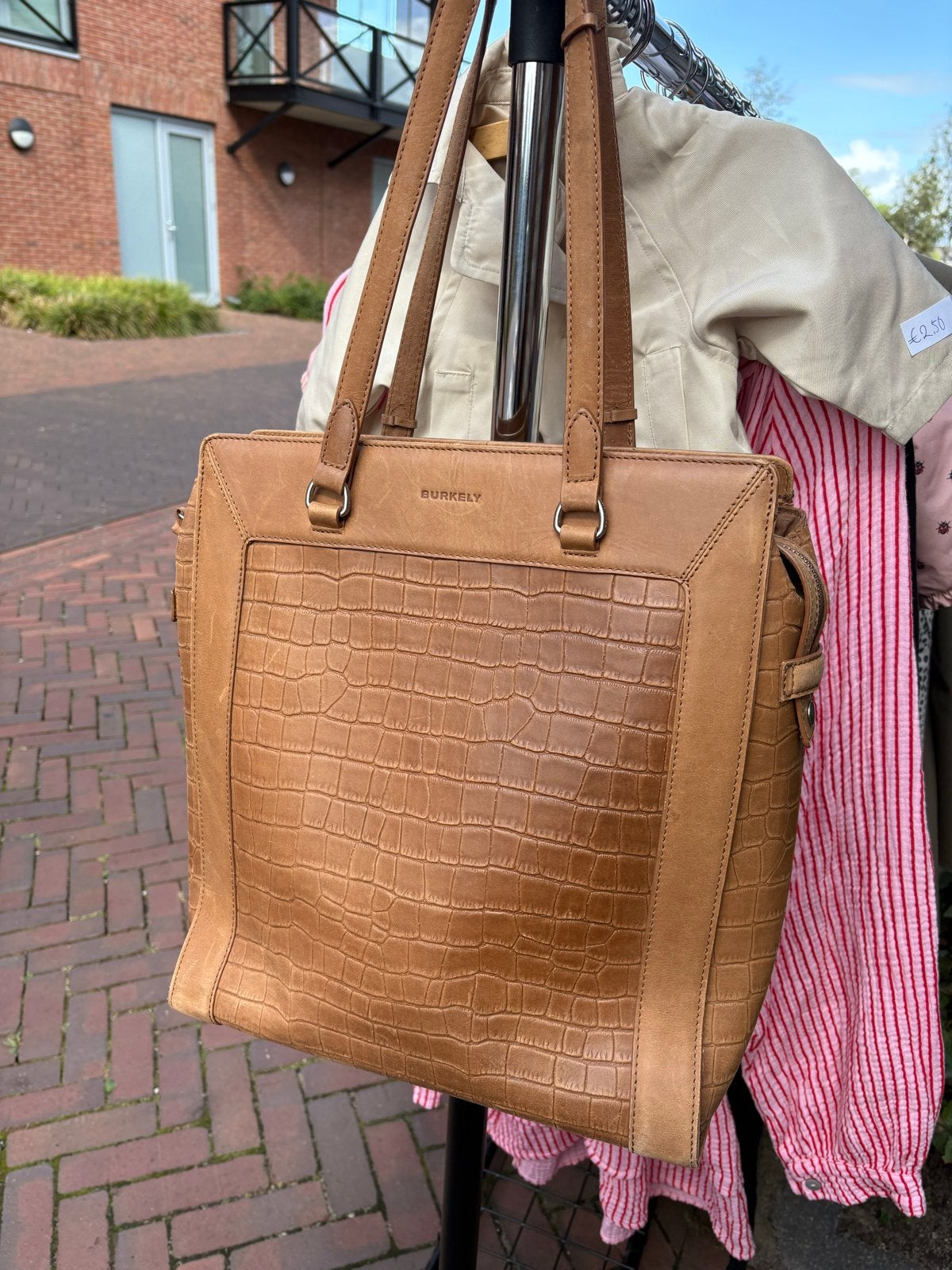 Burkely tas in nette staat, Ophalen of Verzenden, Zo goed als nieuw, Bruin, Handtas