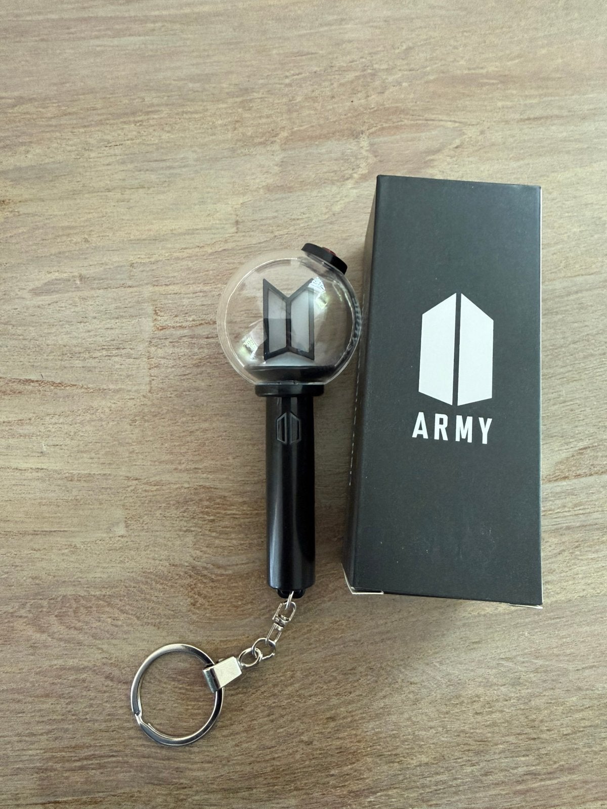 BTS Lightstick Keychain, Ophalen of Verzenden, Zo goed als nieuw
