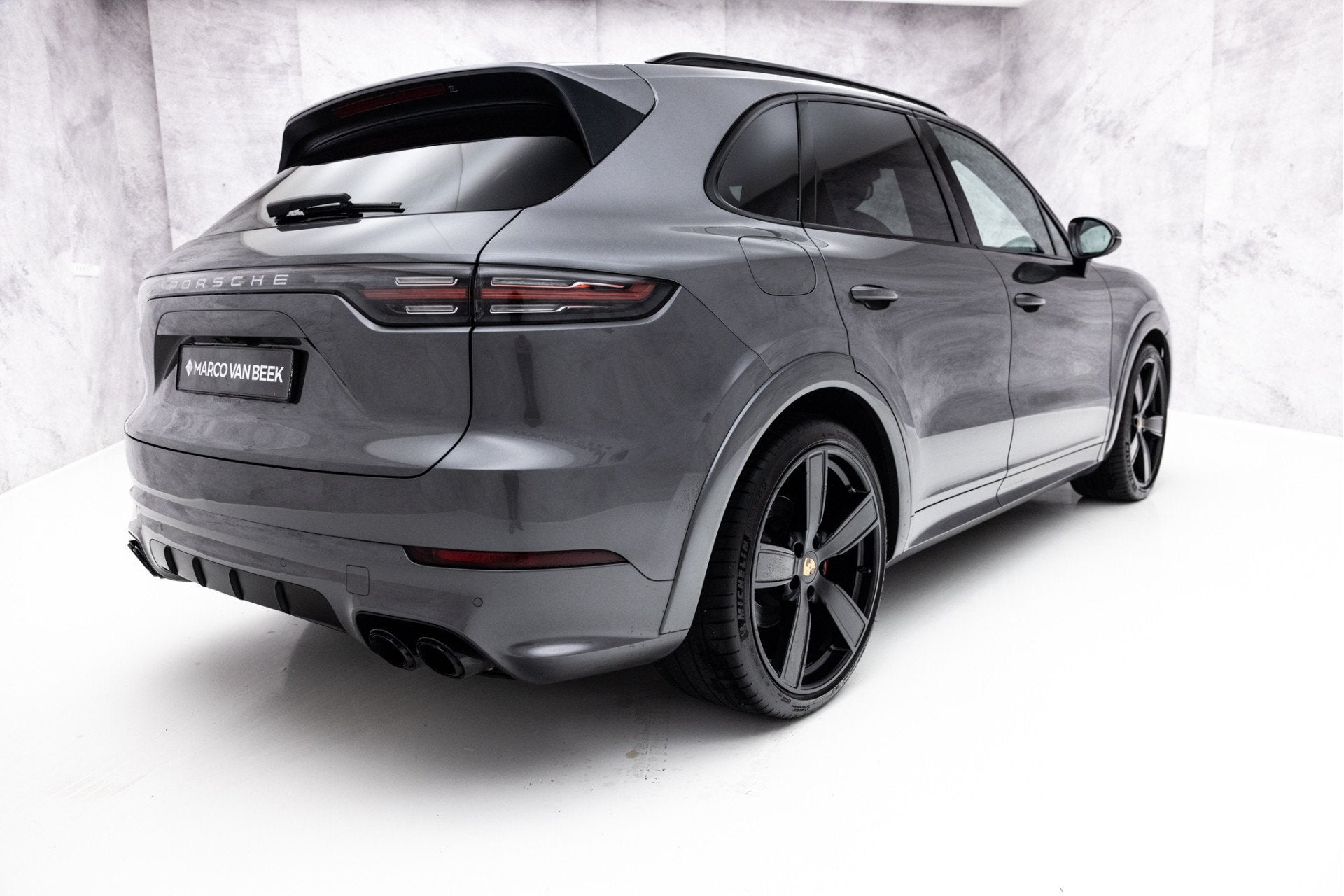 Porsche Cayenne 3.0 | Pano | SportDesign | Luchtvering | 22", Auto's, Automaat, Gebruikt, 2995 cc, 1960 kg