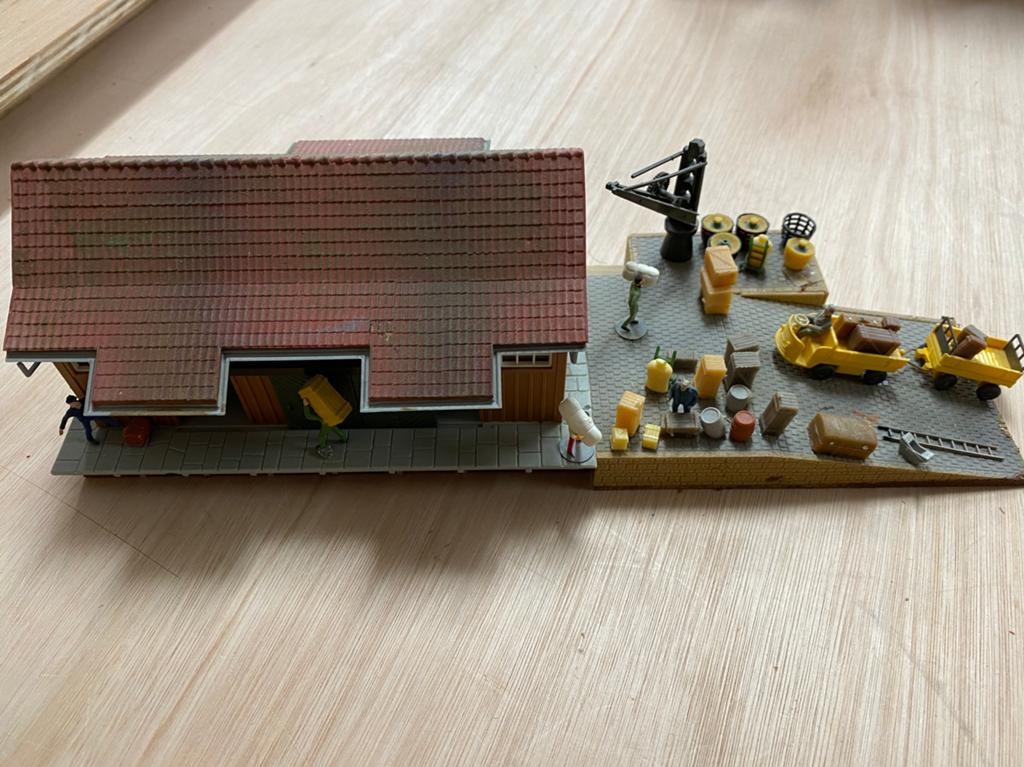 Een prachtige overpak loods ho, Ophalen of Verzenden, Gelijkstroom of Wisselstroom, Brug, Tunnel of Gebouw, Overige merken