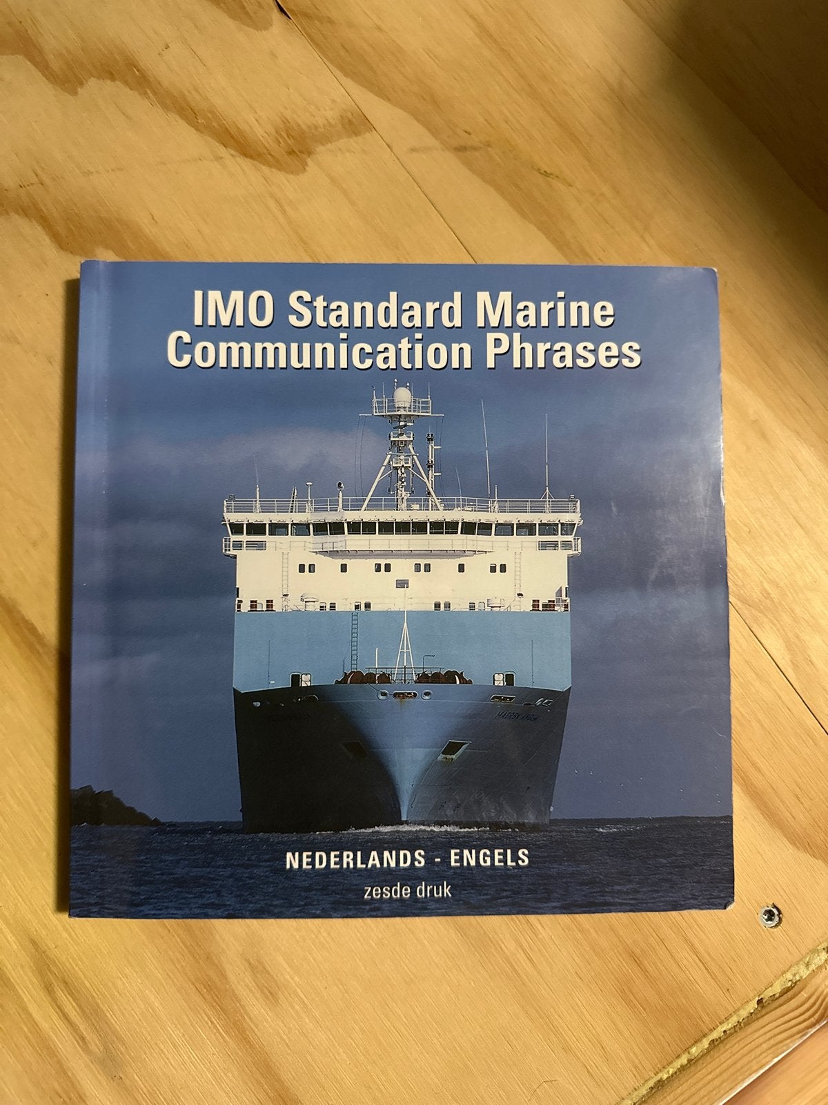 IMO Standard Marine Communication Phrases (NL-EN), Boeken, Ophalen of Verzenden, Zo goed als nieuw, Non-fictie