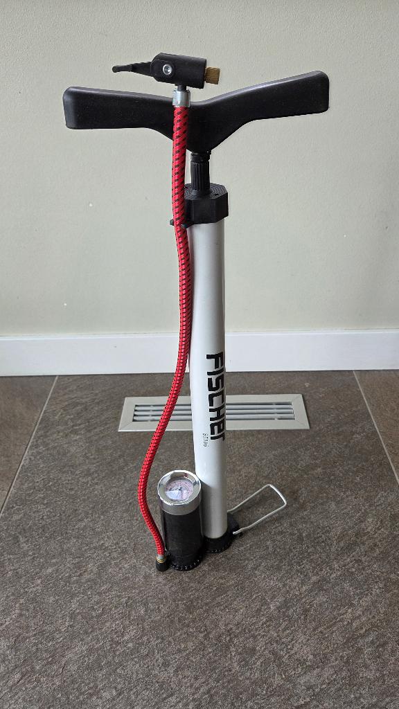 Te koop: Fischer fietspomp als nieuw, Ophalen of Verzenden, Drukmeter, Zo goed als nieuw