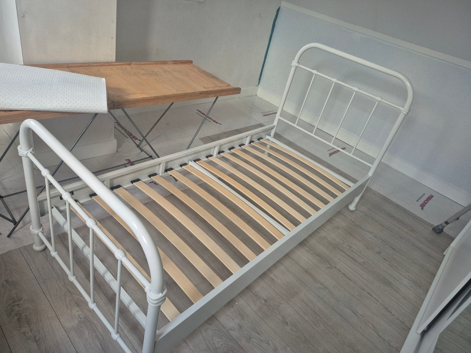 Bed 90x200 Vipack New York, Ophalen, 90 cm, Eenpersoons, Wit