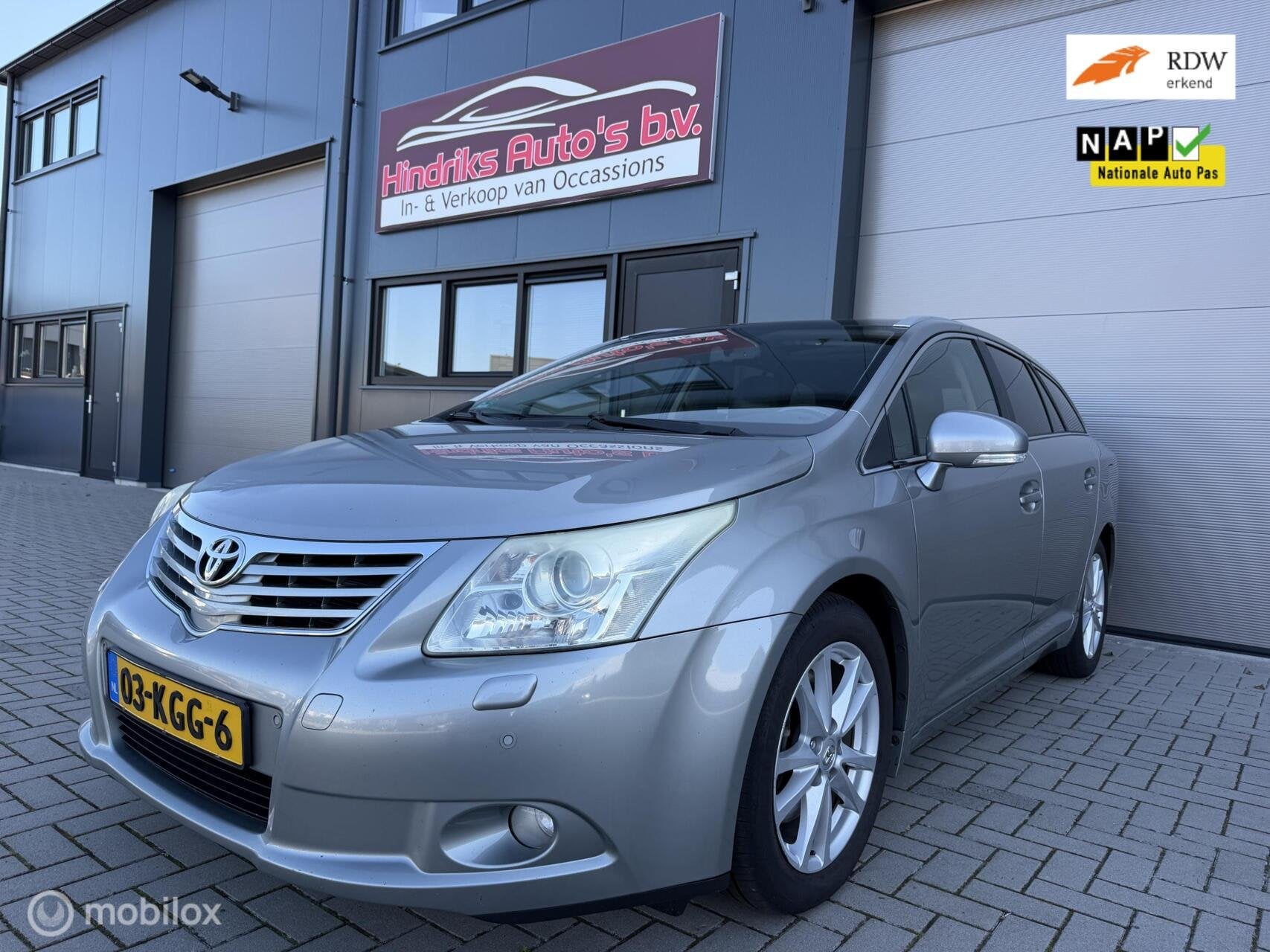 Toyota Avensis Wagon 2.2 D-4D Dynamic * FULL OPTIONS *, Auto's, Toyota, Voorwielaandrijving, Euro 5, 150 pk, Origineel Nederlands