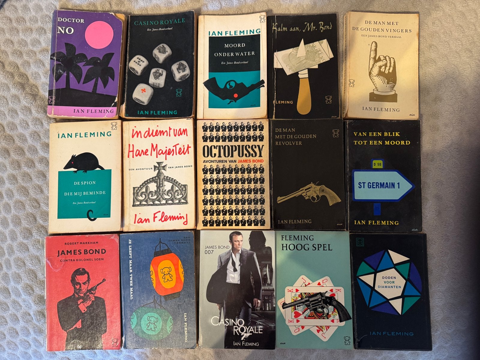 James Bond Boeken Collectie - Ian Fleming & Robert Markham, Ophalen of Verzenden, Gelezen