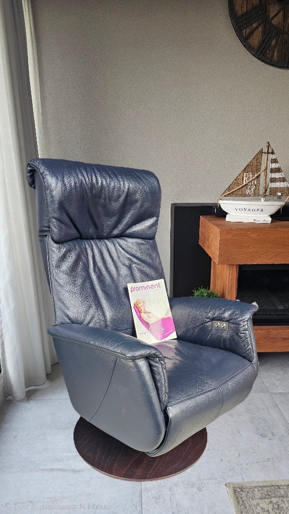 Luxe Prominent sta op relax stoel maat Medium, Huis en Inrichting, Ophalen, Minder dan 75 cm, Leer, Zo goed als nieuw