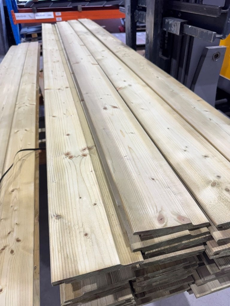 Partij 5 Geimpregneerd vuren hout half hout rabat, Doe-het-zelf en Verbouw, Minder dan 25 mm, Nieuw, Plank, 300 cm of meer