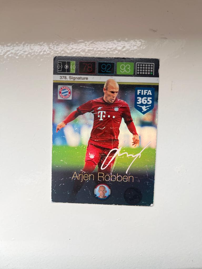 Arjen Robben FIFA 365 Spelerskaart met handtekening, Verzamelen, Ophalen of Verzenden, Zo goed als nieuw, Buitenlandse clubs, Spelerskaart