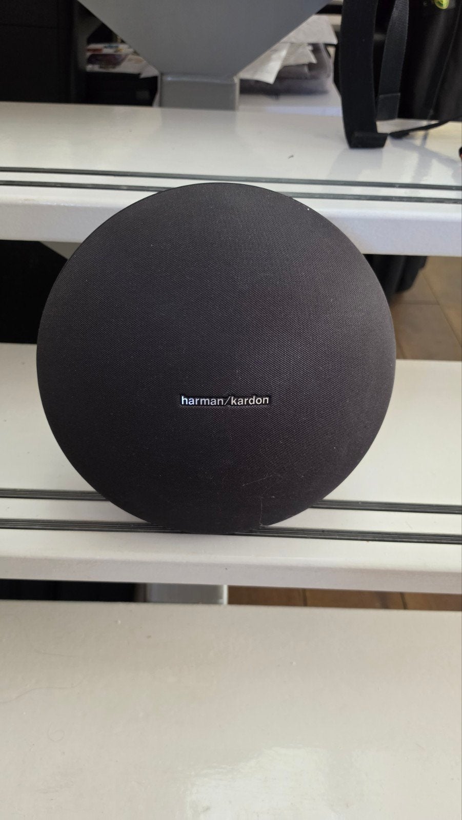 Harman Kardon Speaker - Zo goed als nieuw, Audio, Tv en Foto, Luidsprekers, Ophalen of Verzenden, Zo goed als nieuw, Draagbare speaker