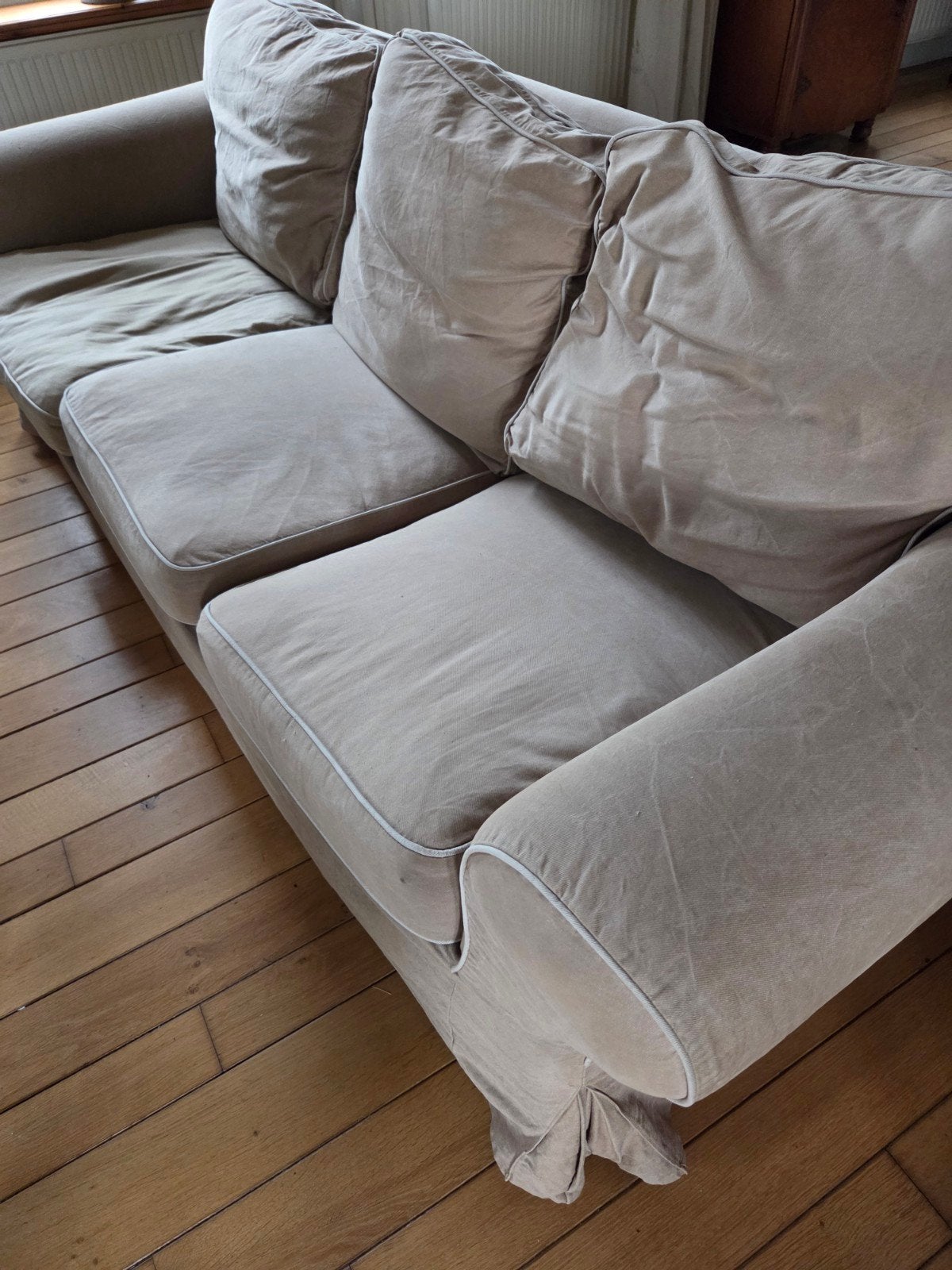 Comfortabele 2 en 3-zits bank met lichte bekleding, Ophalen, Gebruikt, Klassiek, Comfortabel, Driepersoons