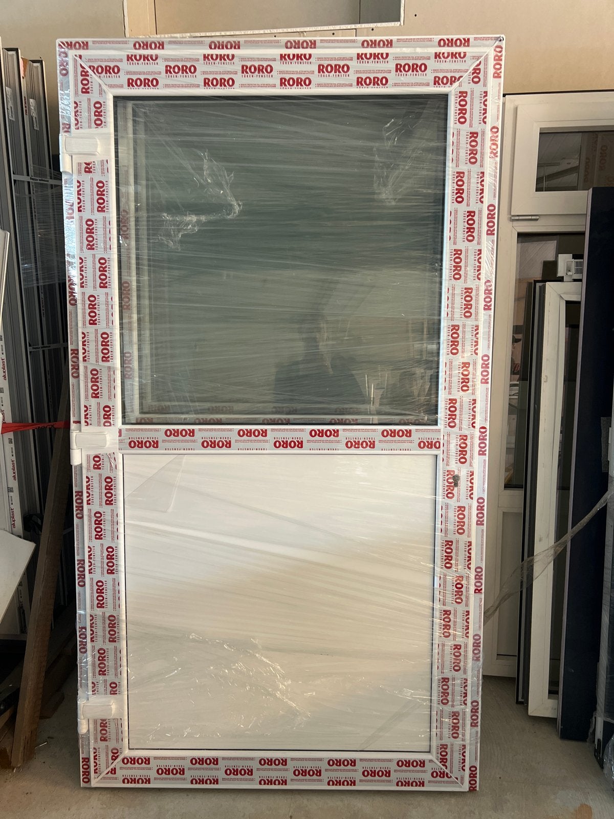 Nieuwe naar buiten-draaiende deur, kunststof, wit, 120x215 c, Kunststof, Deurkozijn, Nieuw, Ophalen