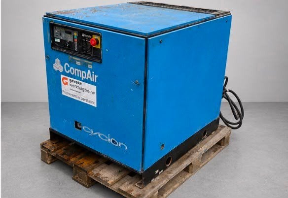 CompAir Cyclon Schroefcompressor 2000 L/min, Ophalen of Verzenden, Geluidgedempt, Gebruikt, 800 liter/min of meer