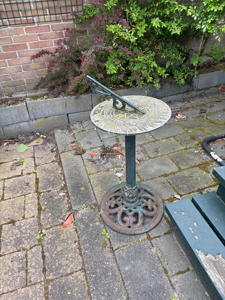 Antieke Zonnewijzer op Sokkel voor Tuin of Terras, Tuin en Terras, Zonnewijzers, Ophalen of Verzenden, Gebruikt