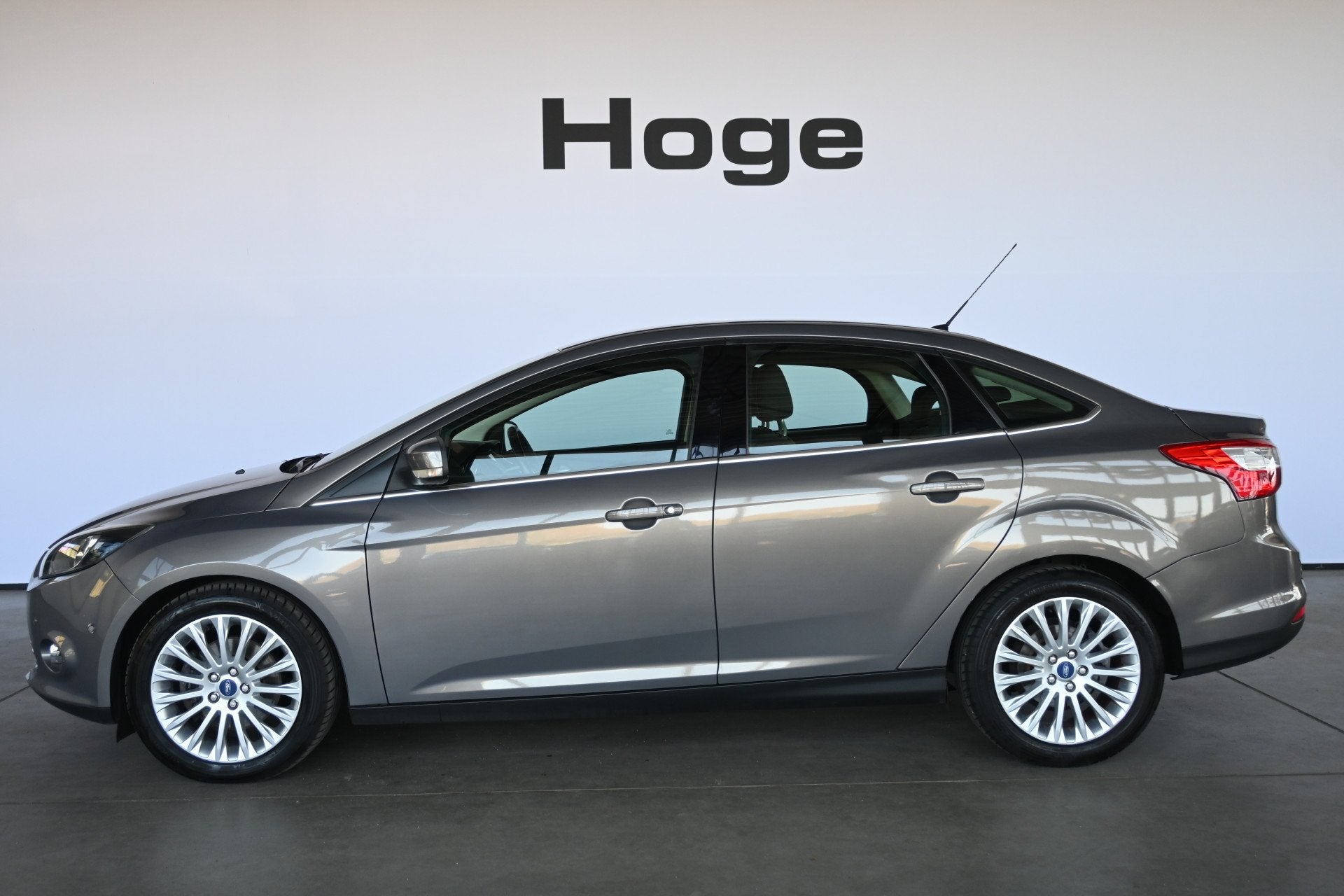 Ford Focus 1.6 EcoBoost Titanium Clima Trekhaak Pdc Cruise c, Auto's, Ford, Stof, Gebruikt, 4 cilinders, Origineel Nederlands