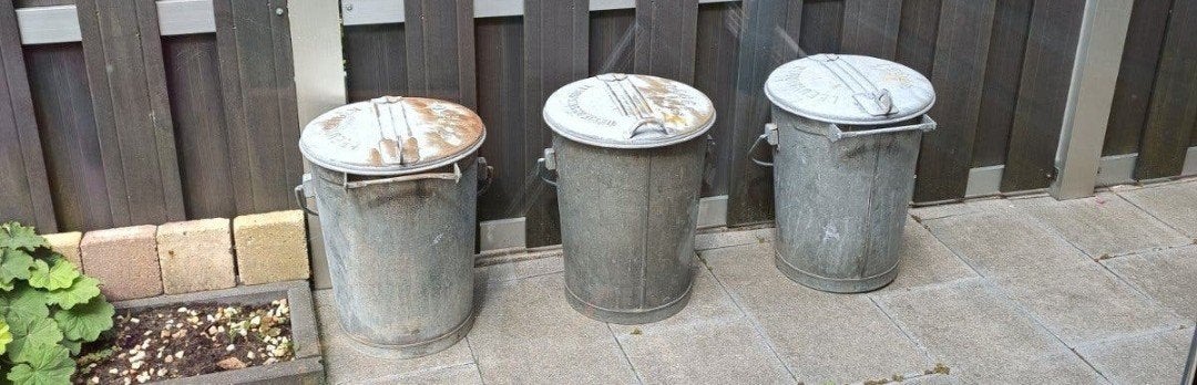 Antiek vuilnis emmers 3 stuks p.s. Geprijsd., Ophalen
