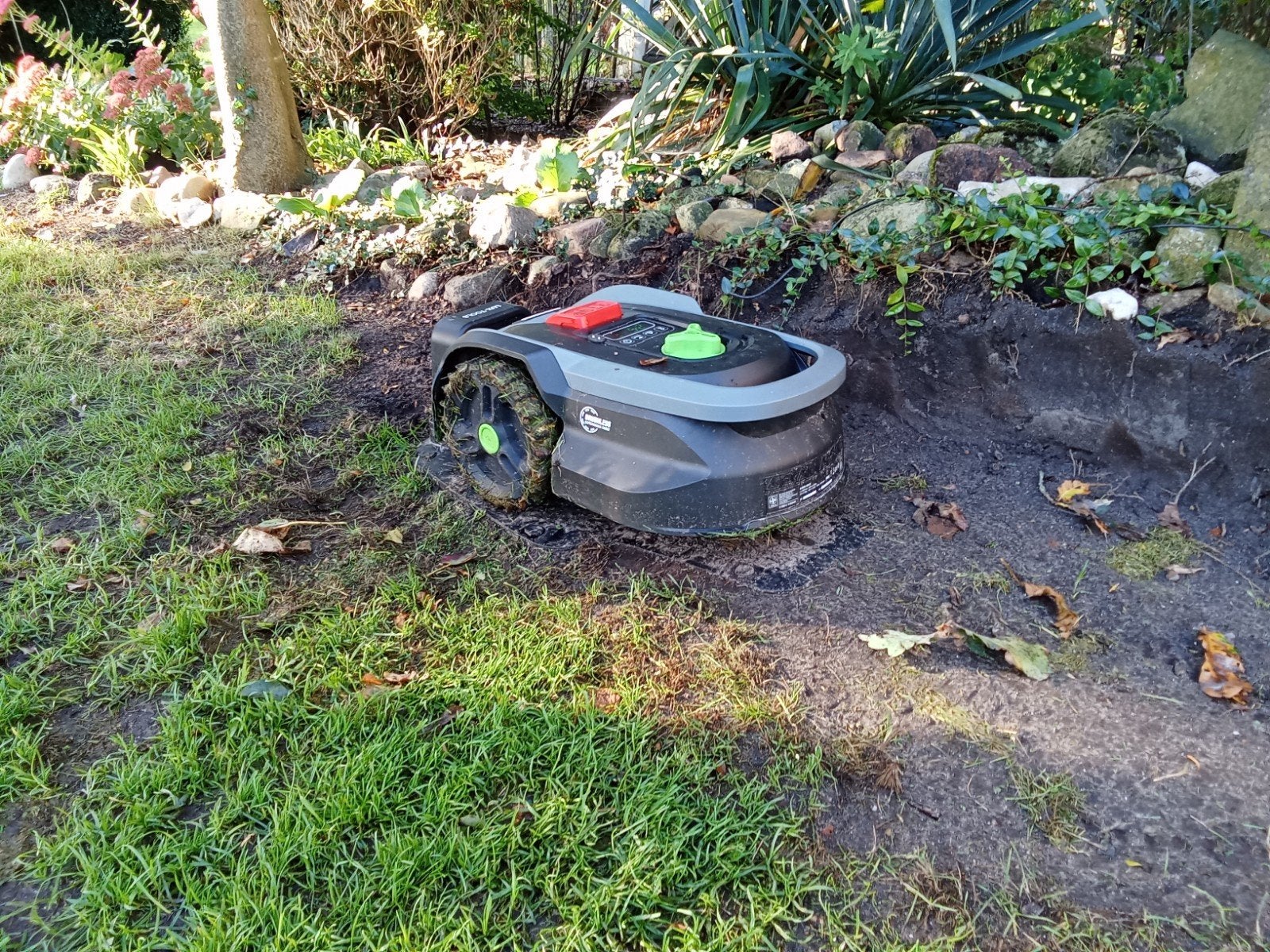 Lux 300 Robotmaaier - Zo goed als nieuw, incl. extra's, Tuin en Terras, Ophalen of Verzenden, Zo goed als nieuw