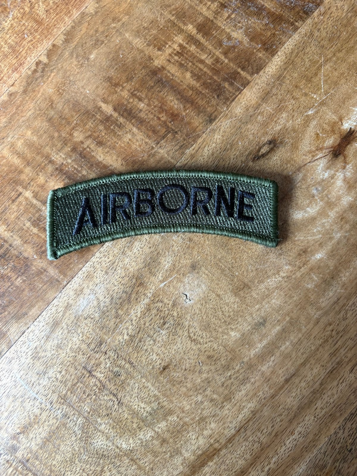 Airborne patch - Leger embleem, Verzamelen, Ophalen of Verzenden, Overige soorten, Amerika, Embleem of Badge