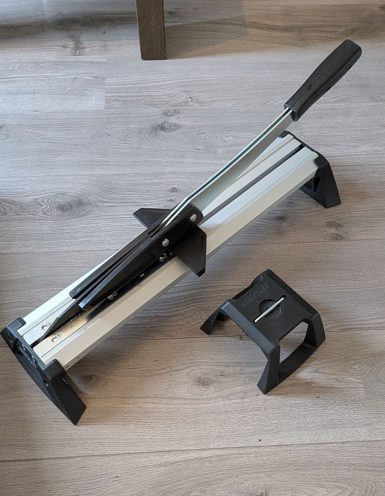 Wolfcraft PVC- en laminaatsnijder VLC 800 met Plint knipper, Ophalen of Verzenden, Zo goed als nieuw