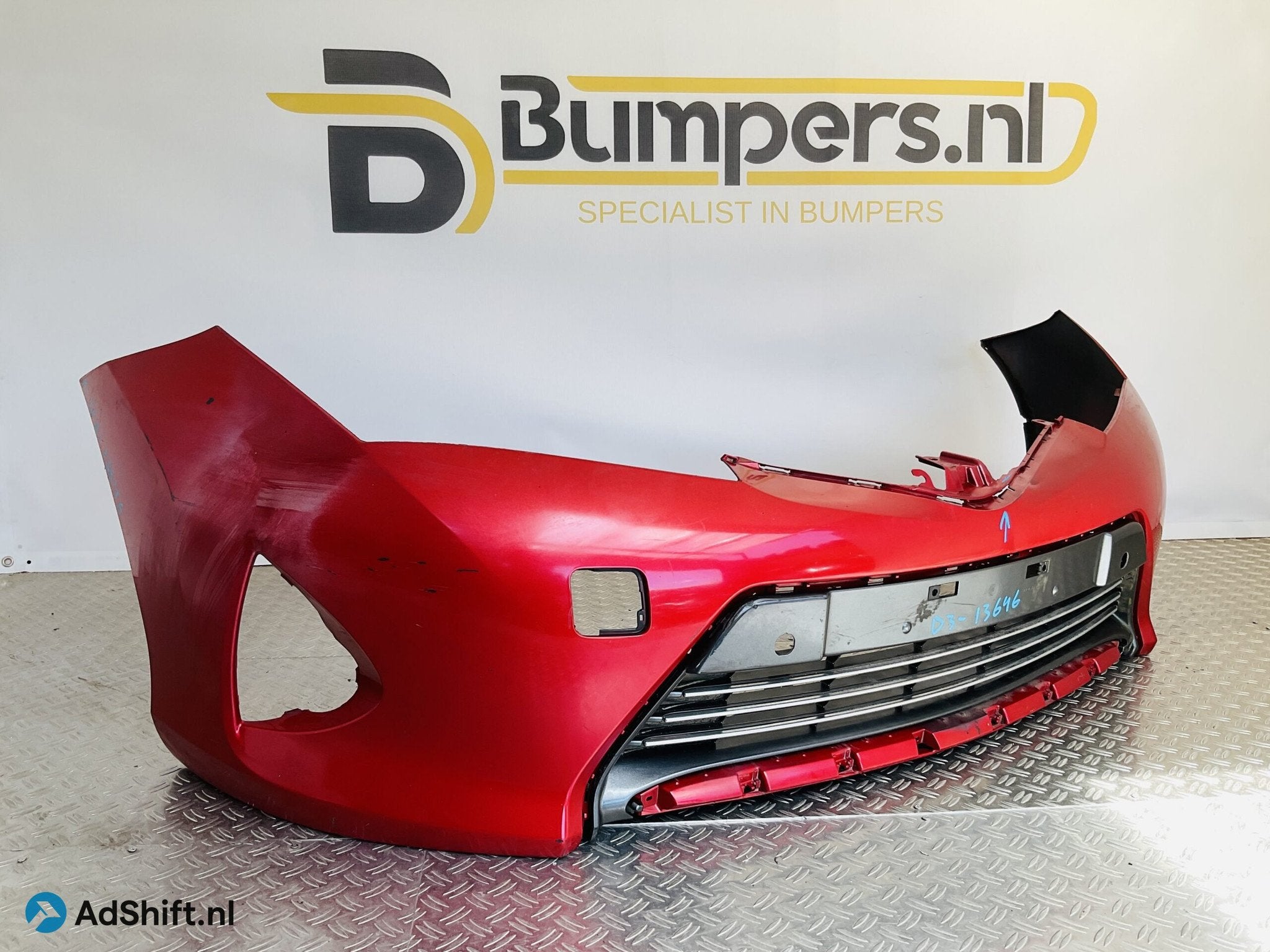 Bumper Toyota Auris 12-15 52119-02A20 Voorbumper 2-D3-13646z, Auto-onderdelen, Bumper