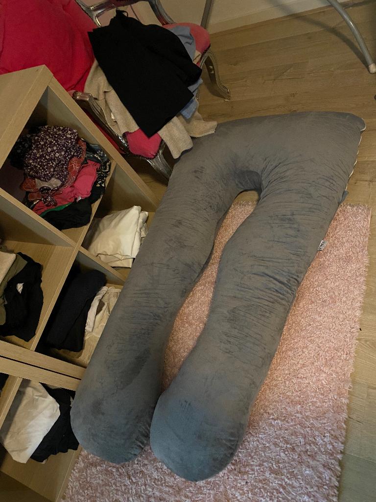 Voedingskussen gratis af te halen, Ophalen, Zo goed als nieuw