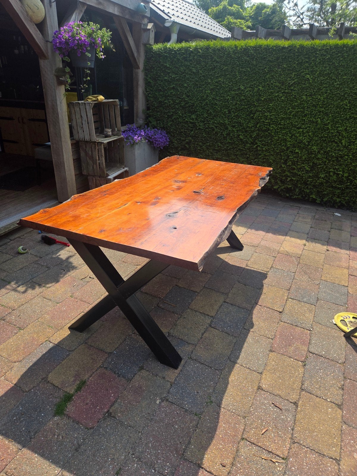 Robuuste houten tafel met metalen onderstel, Gebruikt, Industrieel, robuust, 50 tot 100 cm, 150 tot 200 cm