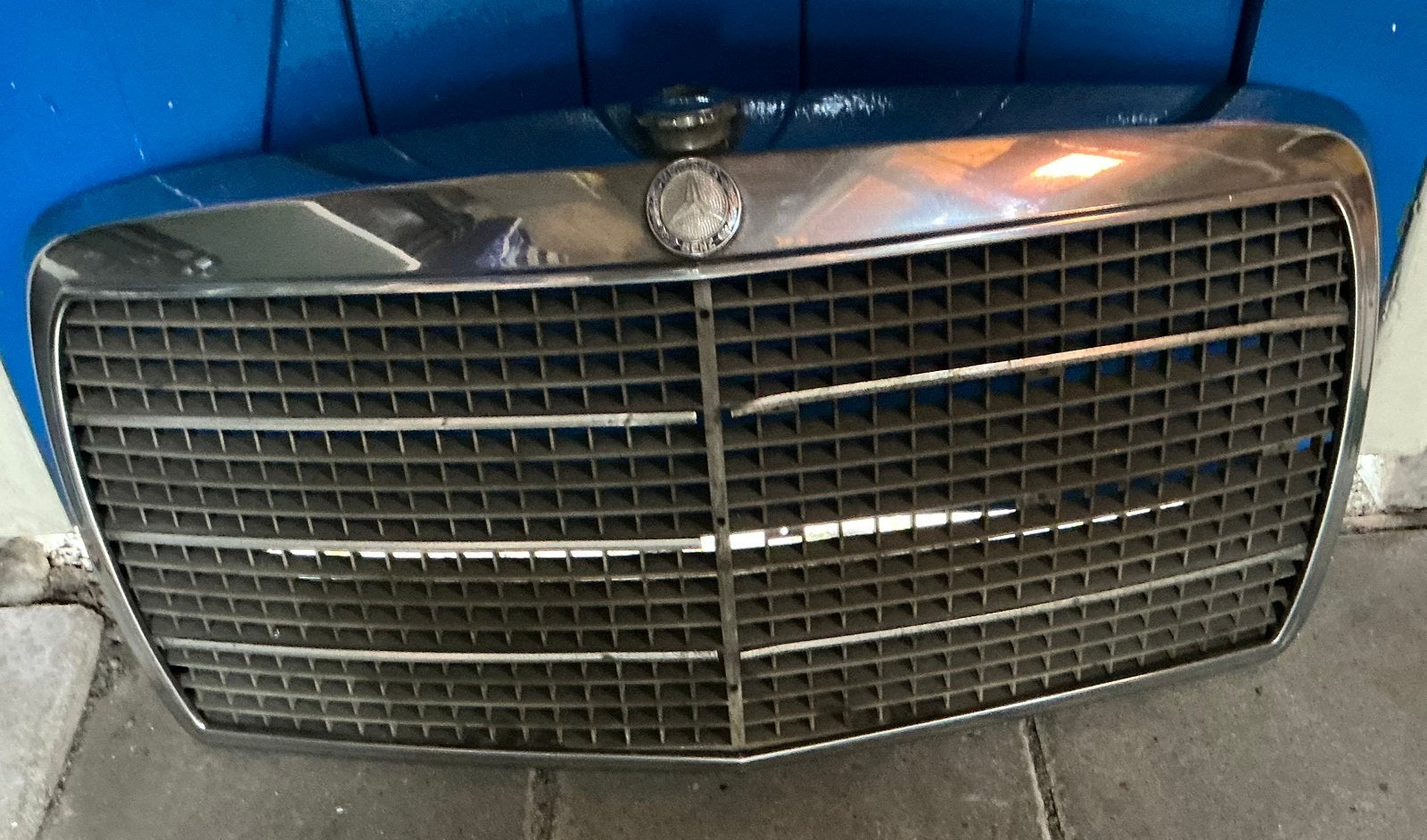 2 Mercedes grillen, Auto-onderdelen, Ophalen of Verzenden, Voor, Mercedes-Benz, Bumper