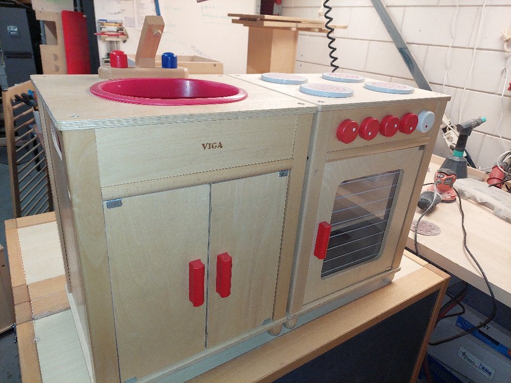 2-delige Viga houten speelkeuken, Ophalen, Zo goed als nieuw, Meubelstuk of Keukentje