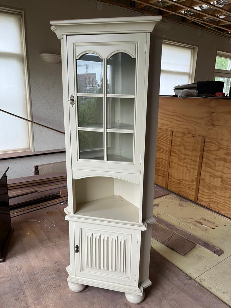 oude houten hoek kast, Huis en Inrichting, Kasten | Vitrinekasten, Ophalen, Gebruikt, 50 tot 100 cm, 150 tot 200 cm