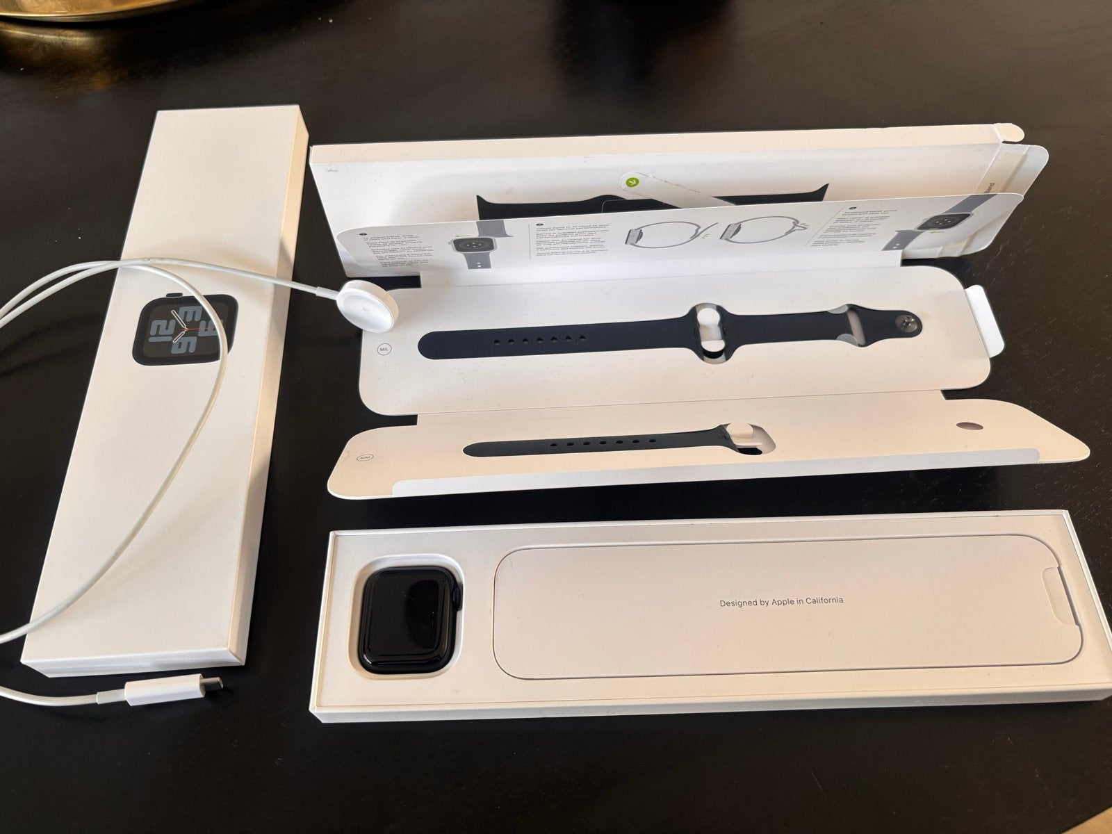 Apple Watch SE (2e Gen) 40mm GPS Midnight • batterijcap 100%, Ophalen, Hartslag, Zwart, IOS