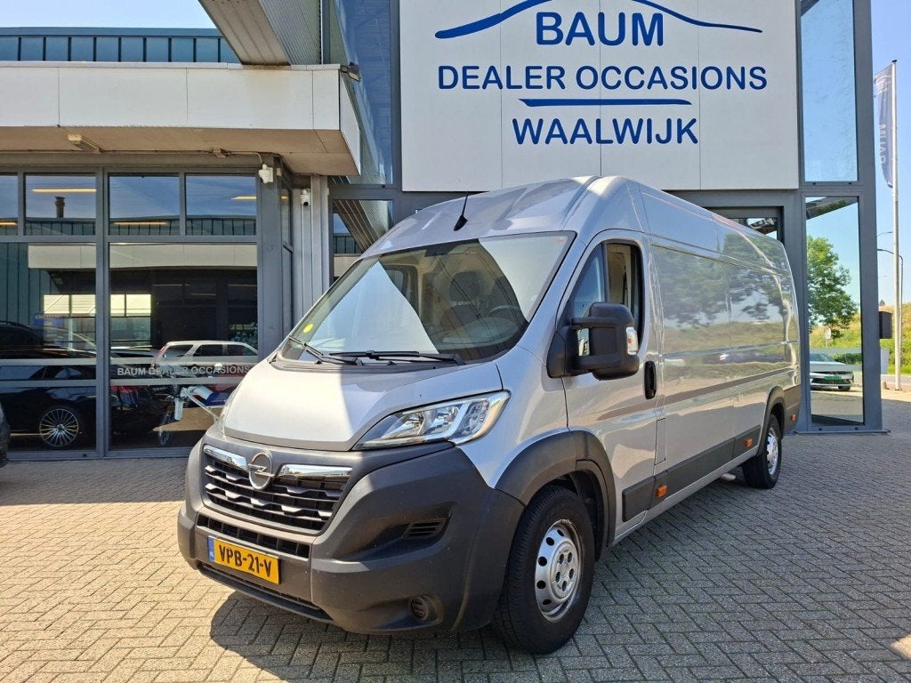 Opel MOVANO 2.2D 140 L4H2 EDITION ZWAAR AIRCO NAVI PDC-CAMER, Voorwielaandrijving, 4 cilinders, 2065 kg, Wit