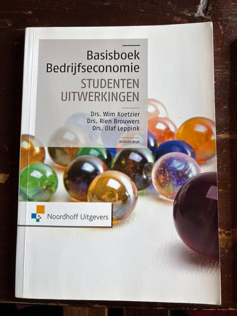 Basisboek Bedrijfseconomie Uitwerkingen en Opgaven, Ophalen of Verzenden, Gamma, Gelezen, HBO