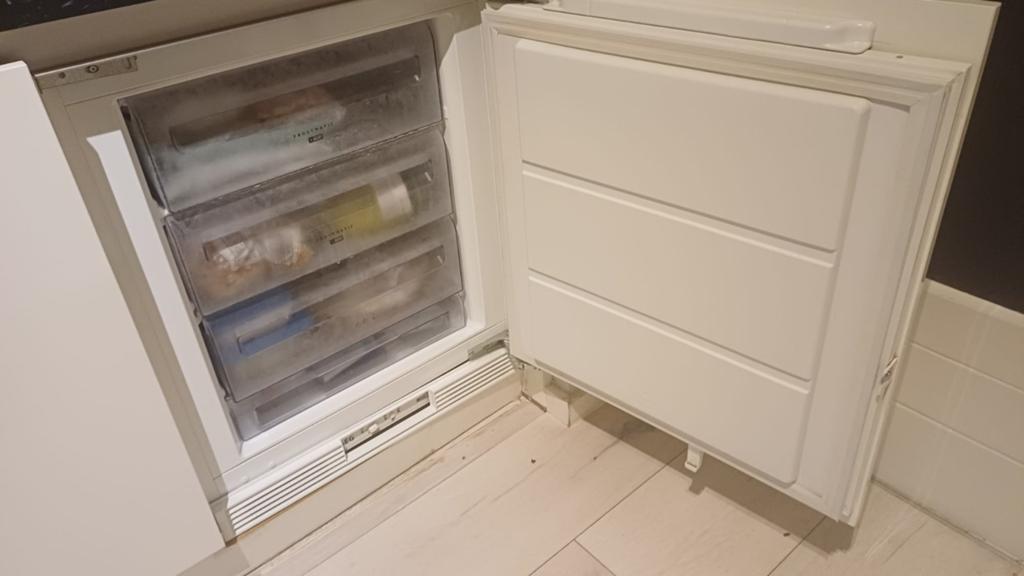 AEG Inbouw Vriezer, Witgoed en Apparatuur, Gebruikt, Minder dan 60 cm, Inbouw, Ophalen