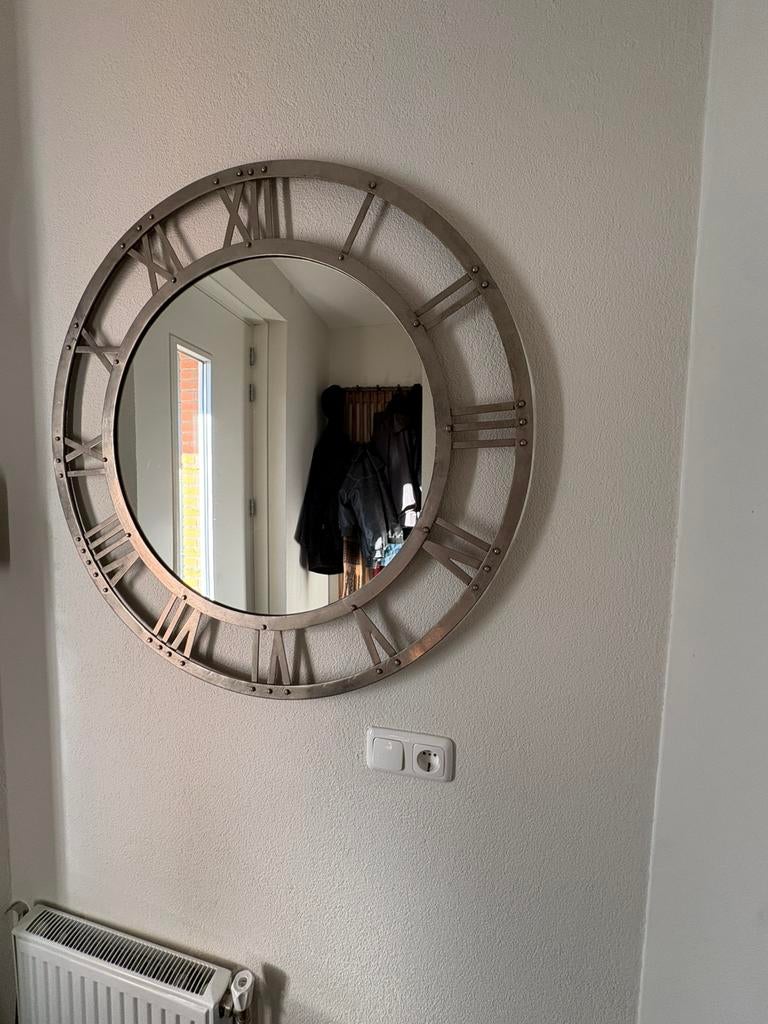 Gietijzeren spiegel 90 cm doorsnede in nieuwstaat, Ophalen, Rond, Zo goed als nieuw, 75 tot 100 cm