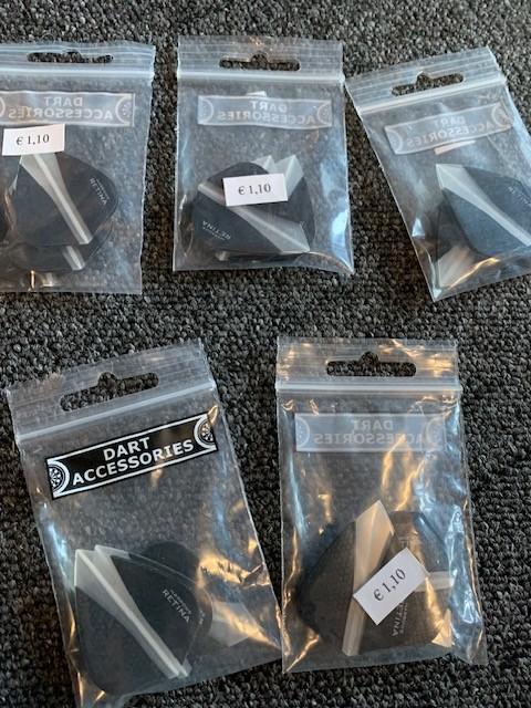dartflights grijs wit van Longfield à € 0,80 /setje, Ophalen of Verzenden, Nieuw, Flights