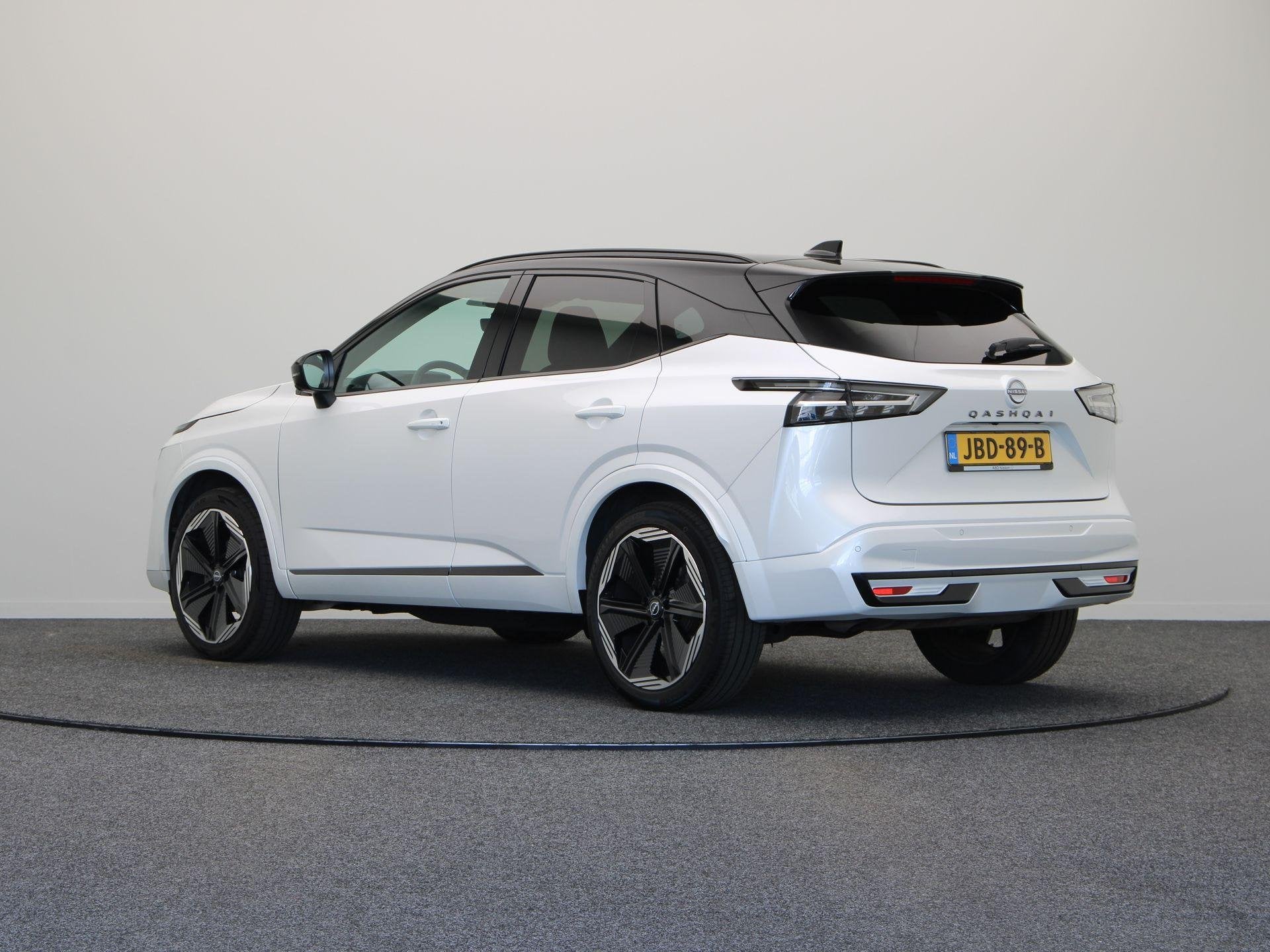 Nissan Qashqai 158pk MHEV Xtronic N-Design | Pilot Assist |, Auto's, Dealer onderhouden, Euro 6, 4 cilinders, Wit