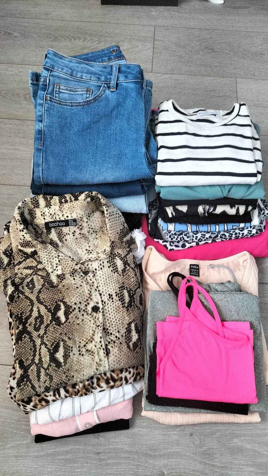 Kledingpakket maat S 25 stuks Levi - Zara - H&M - Stradivari, Ophalen of Verzenden, Zo goed als nieuw