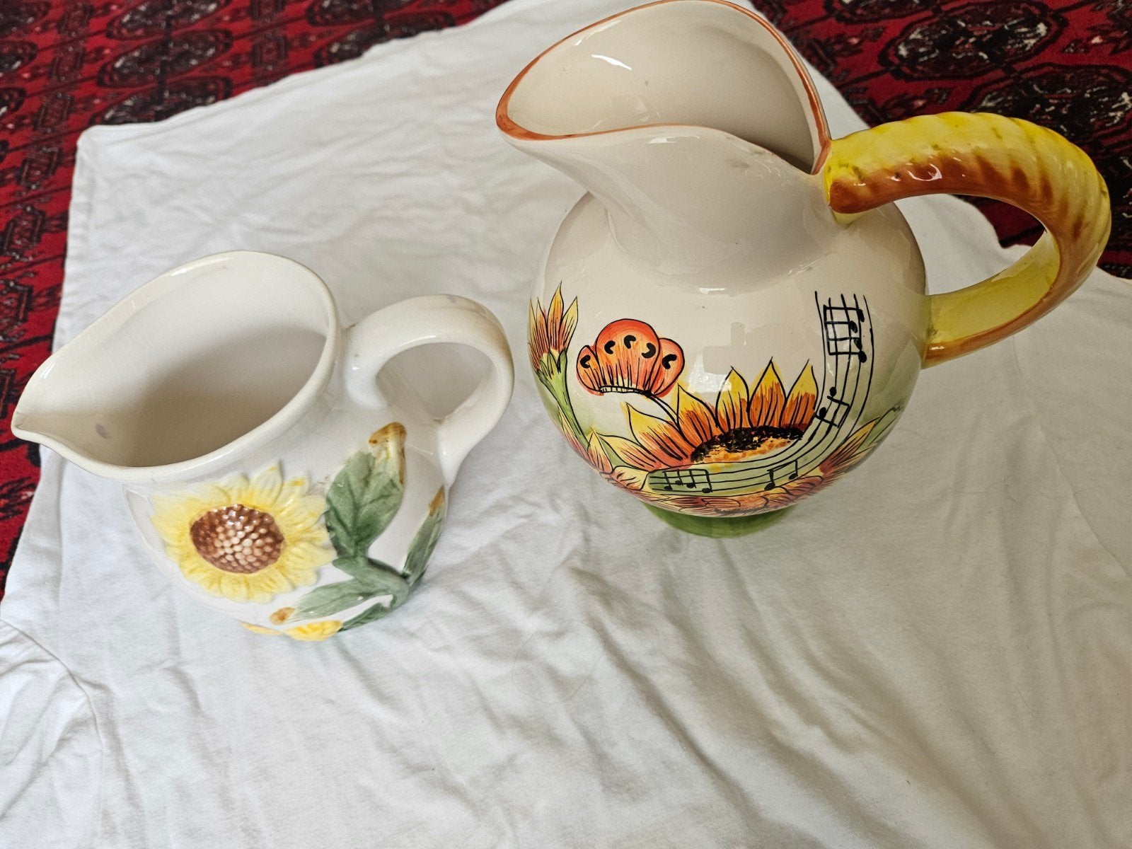 Set van 2 kannen met zonnebloemdecoratie, Ophalen, Gebruikt, Steen/keramiek, Meerkleurig