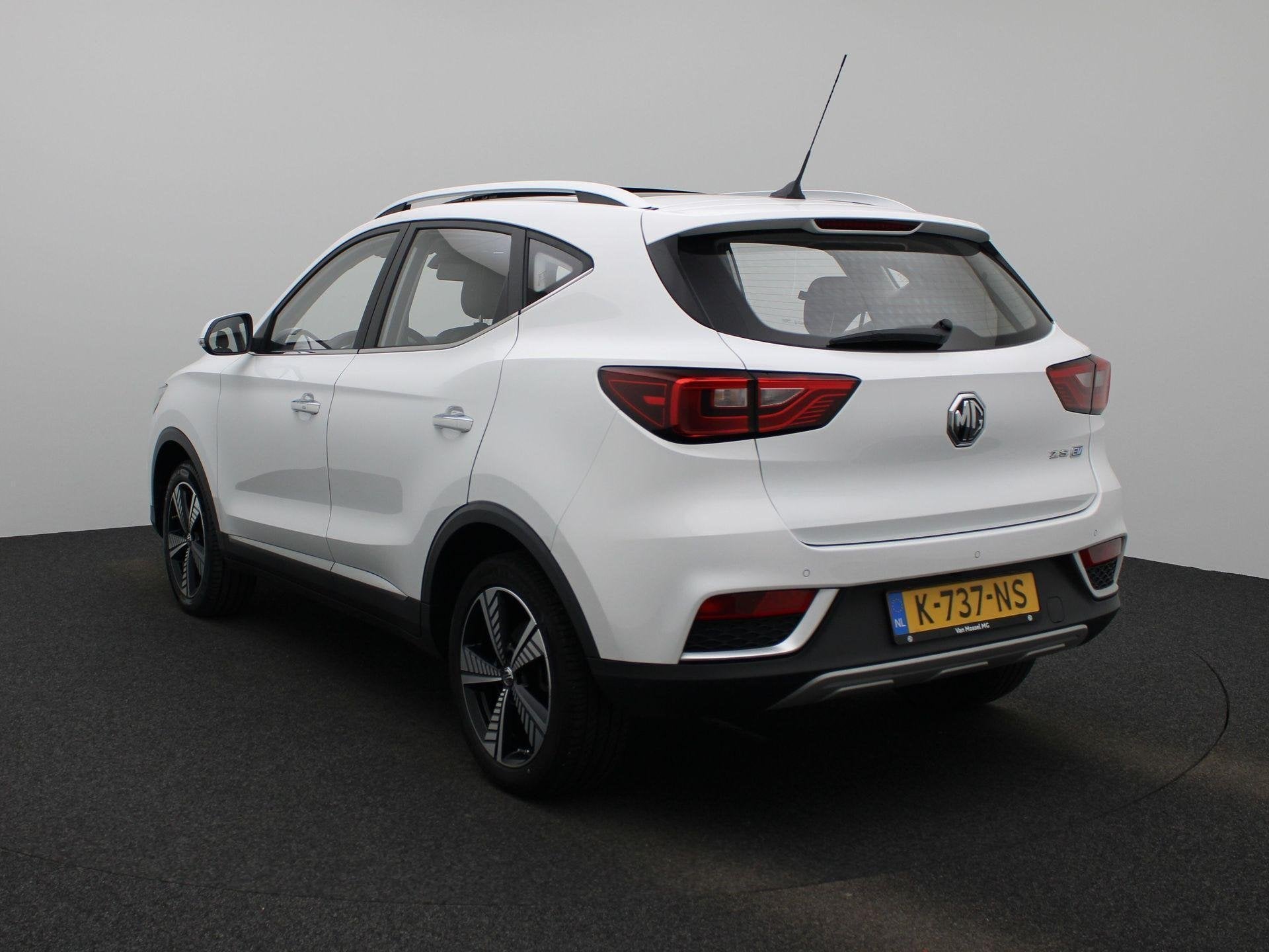 MG ZS EV Luxury 45 kWh | Navi | Leder | Panoramadak | Camera, Auto's, Gebruikt, 143 pk, ZS, 1507 kg