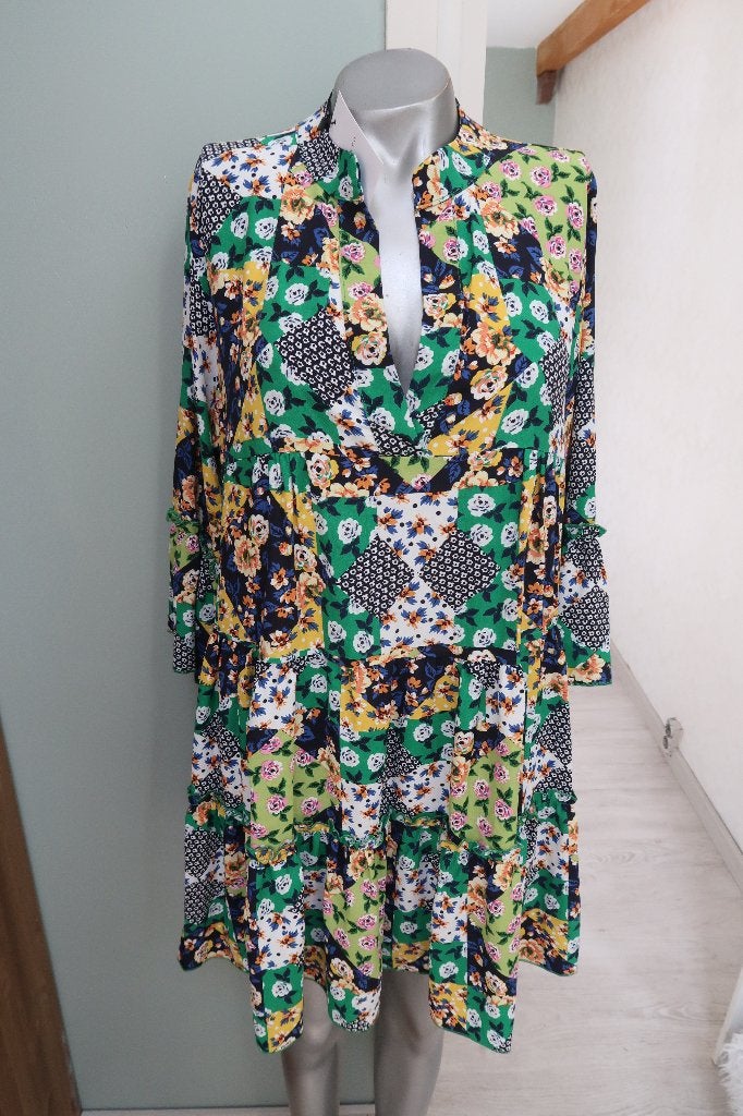 nieuw Axara prachtig jurkje of tuniek L groen wit etc bloem, Maat 42/44 (L), Nieuw, Axara, Ophalen of Verzenden