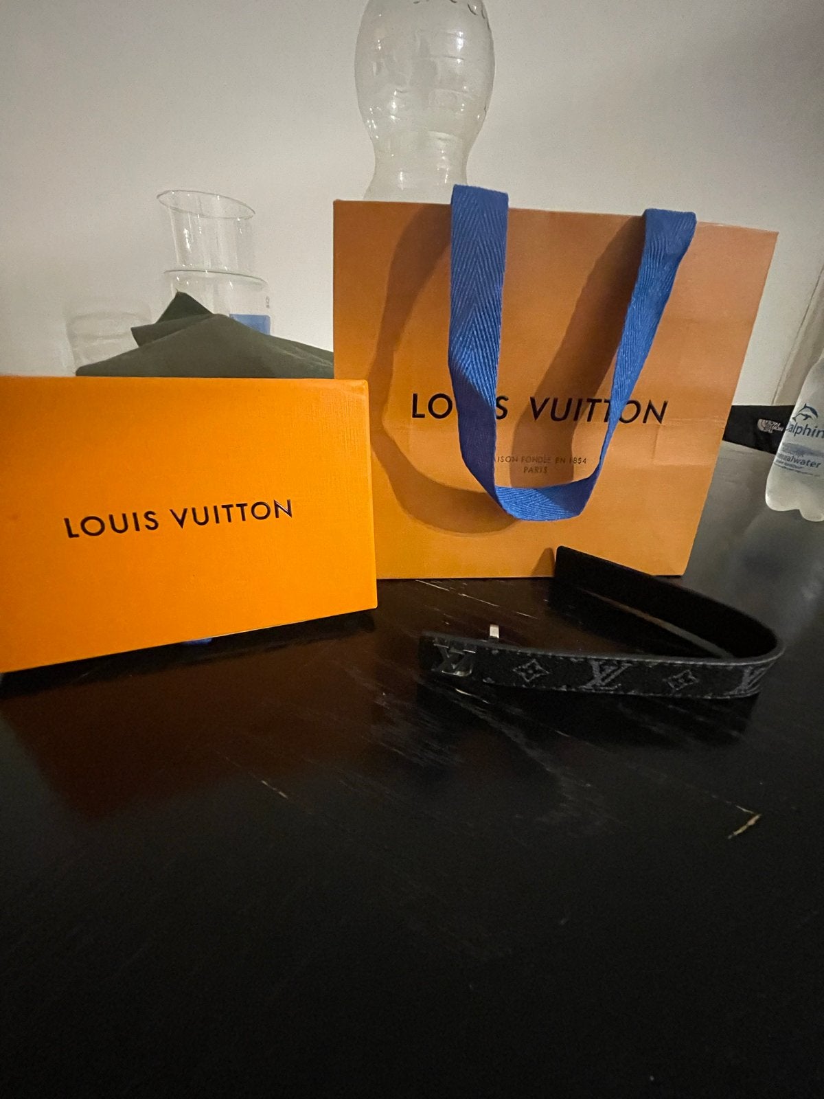 Louis Vuitton Armband - Nieuw met Doos en Tas, Verzenden, Nieuw, Zwart, Leer