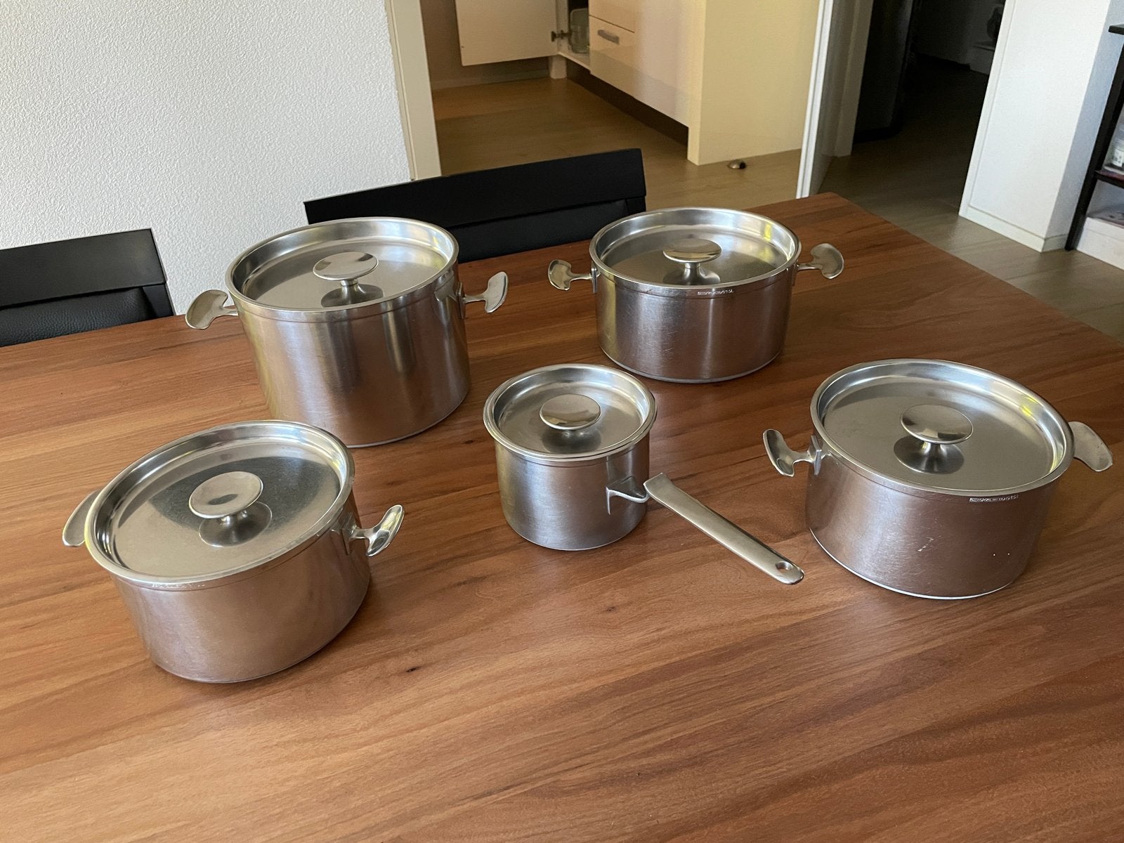 Gero Zilmeta Pannenset - 5 pannen met deksels.(Dick Simonis), Ophalen of Verzenden, Gebruikt, Rvs, Pannenset