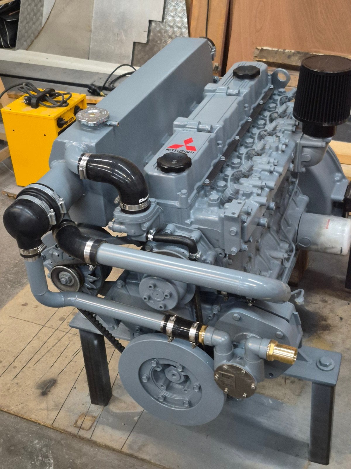 Mitsubishi s6s 95 pk scheepsmotor, Ophalen, Zo goed als nieuw, Binnenboordmotor