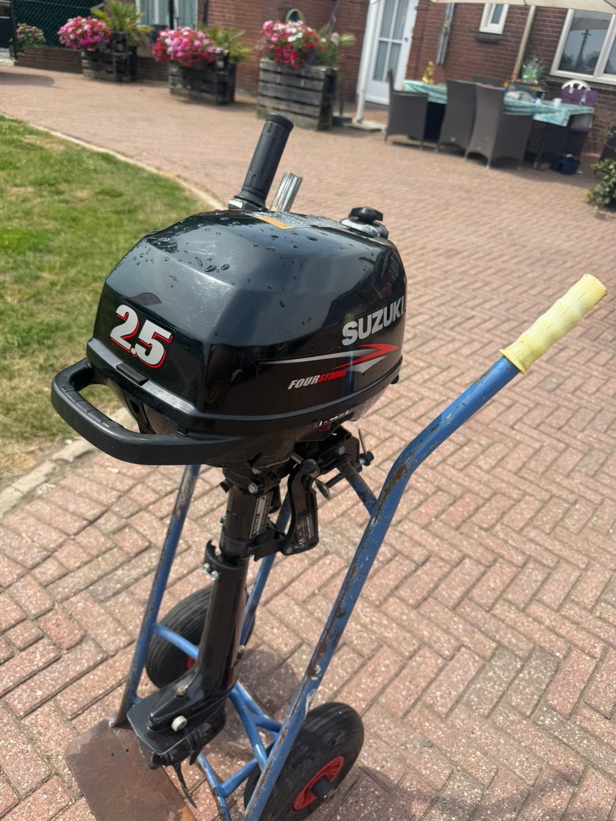 Suzuki 2.5pk 4 takt langstaart koopje € 299,-, Watersport en Boten, Ophalen, Zo goed als nieuw, Benzine, 10 tot 30 pk