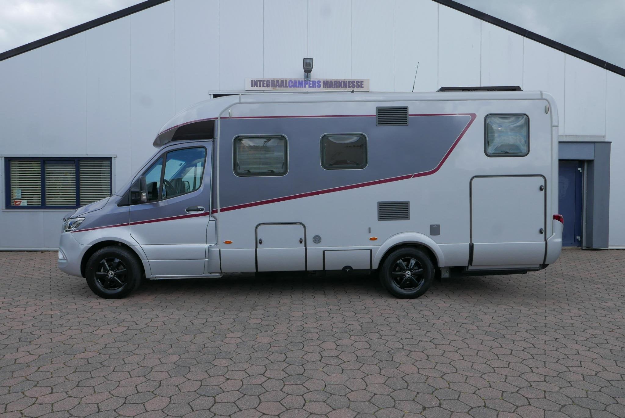 Hymer BMC-T 600 Mercedes | Luchtvering | Lithium | Zonnepane, Caravans en Kamperen, Automaat, Tot en met 2, 7 tot 8 meter, Bedrijf